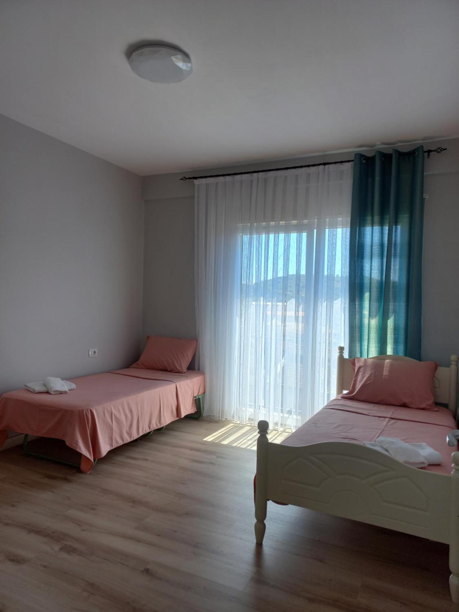 Inizio Apartment Shkodër Exteriör bild