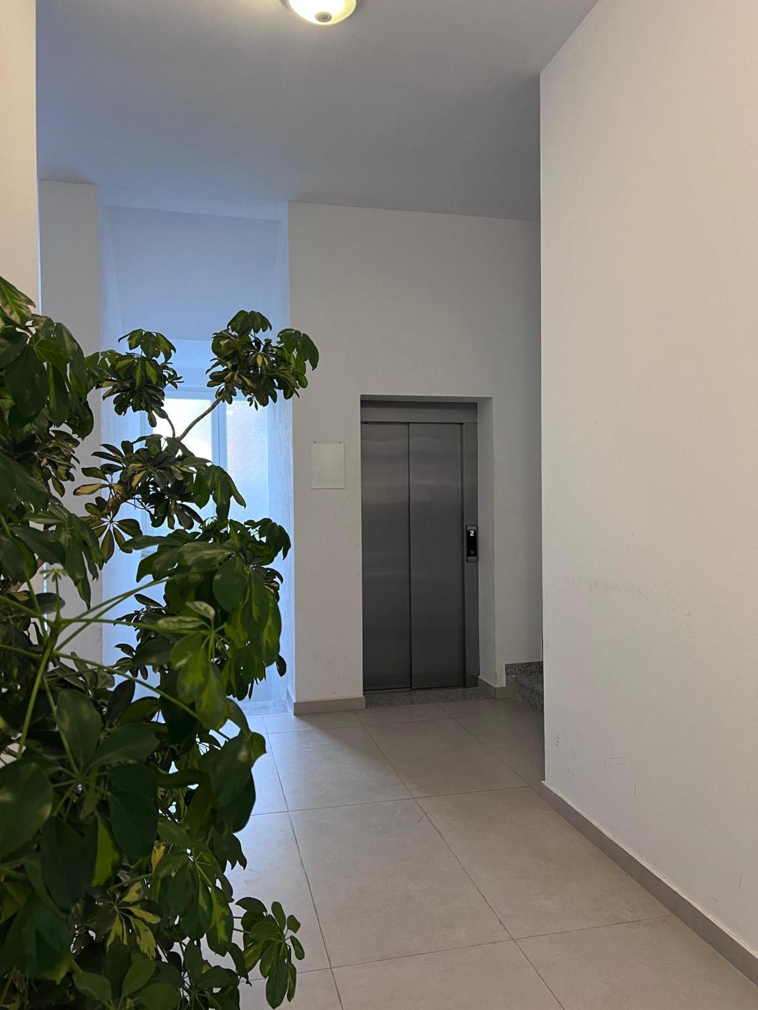 Inizio Apartment Shkodër Exteriör bild