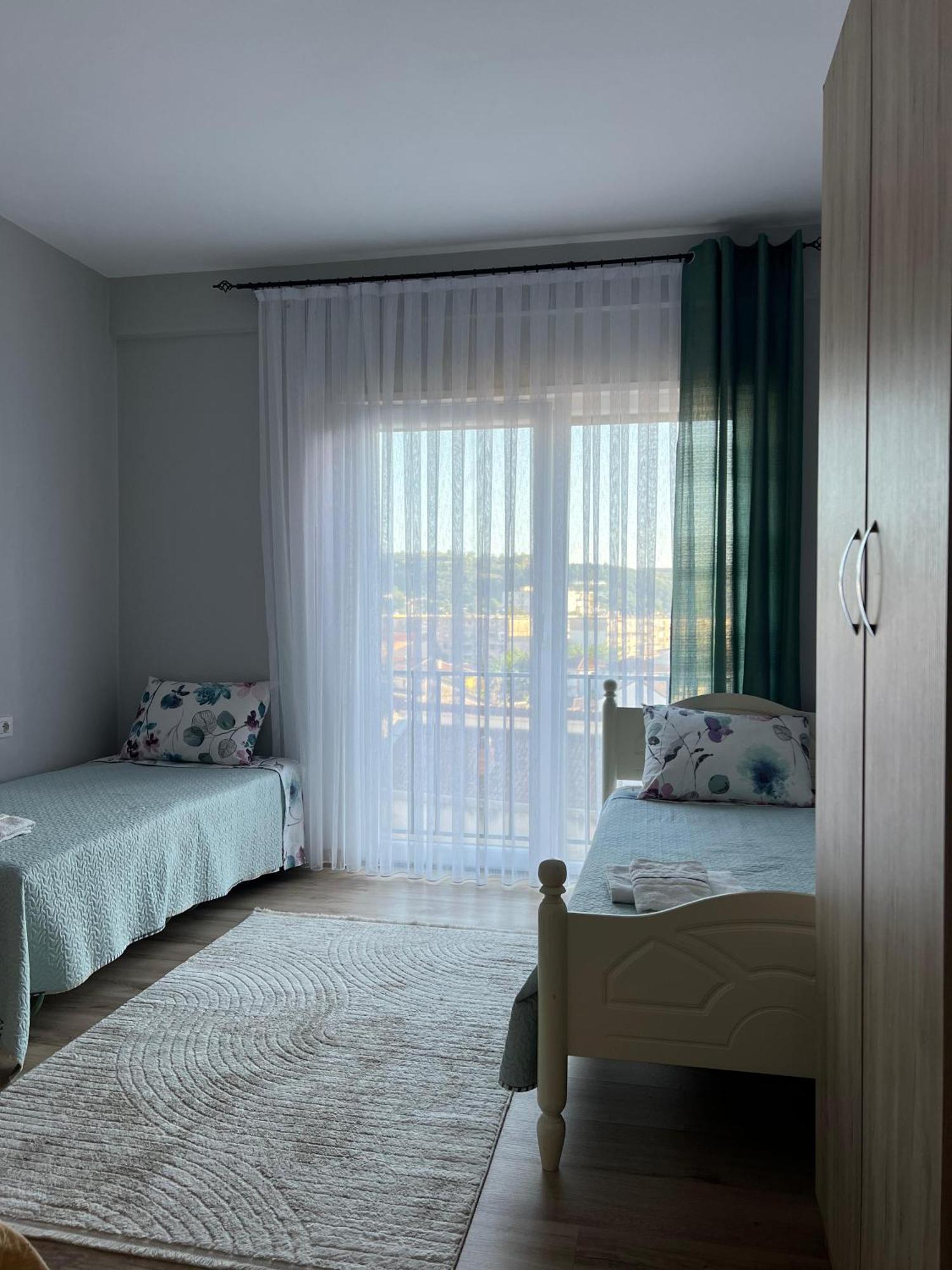 Inizio Apartment Shkodër Exteriör bild